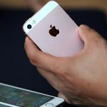 mua iphone se